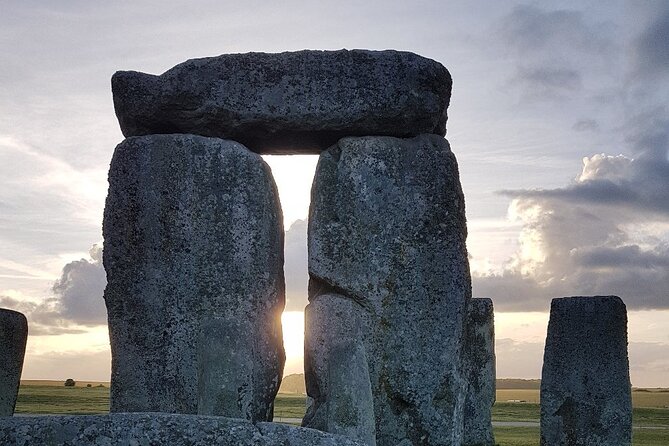 Private Driver Tours Avebury.Stonehenge.Salisbury. - Key points about this private Stonehenge day