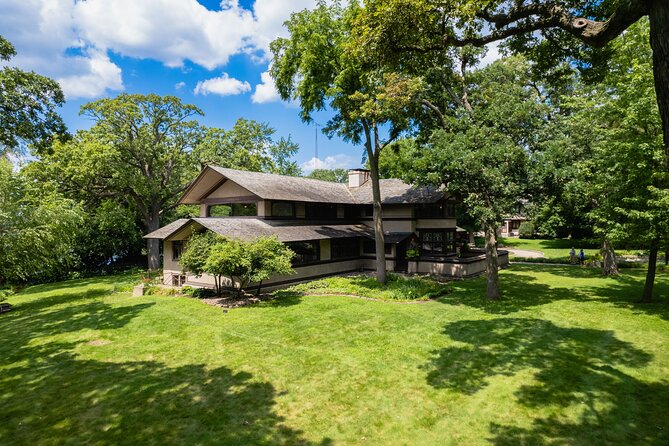 Private Frank Lloyd Wright Architectural Tour by Luxury Vehicle - The Frank Lloyd Wright Home and Studio