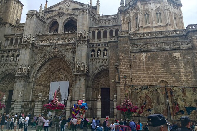 Private Full-Day Guided Tour from Madrid to Toledo in a Luxury Vehicle - Walking Through the Jewish Quarter