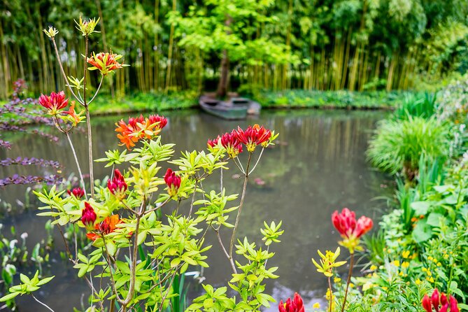Private Giverny Monet’s House & Gardens Half-Day Tour from Paris - What the $342.45 price really buys you