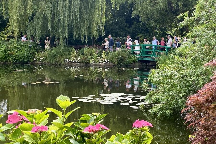Private Giverny Monet’s House & Gardens Trip from Paris - One hour in Giverny village