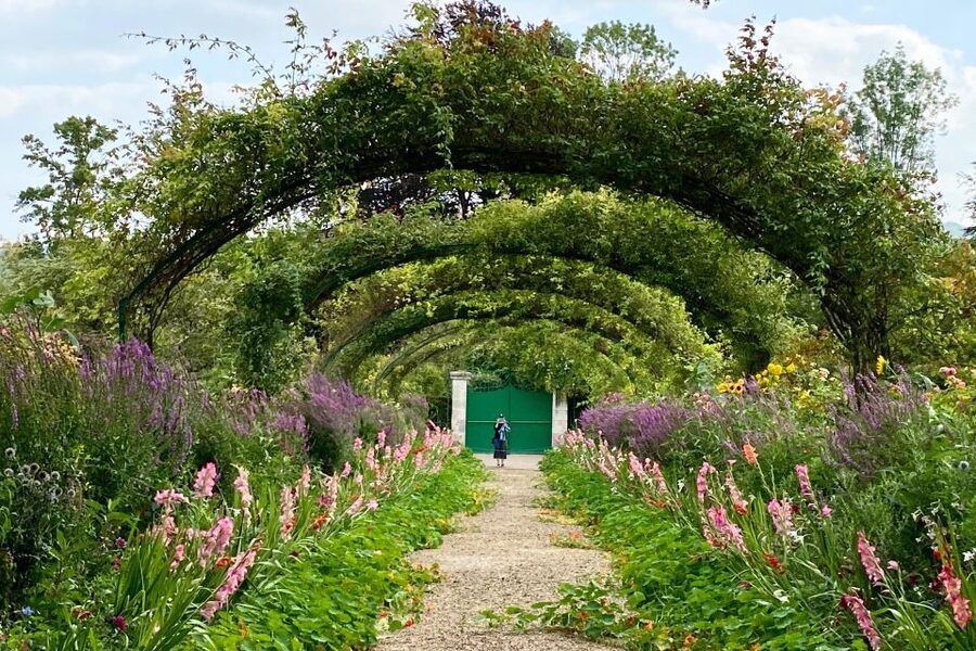 Private Giverny Monet’s House & Gardens Trip from Paris - The return to Paris and the real time commitment