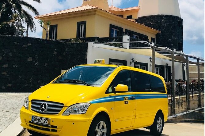 Private Half day tour around Madeira Island - Camara de Lobos and a taste of local Madeira