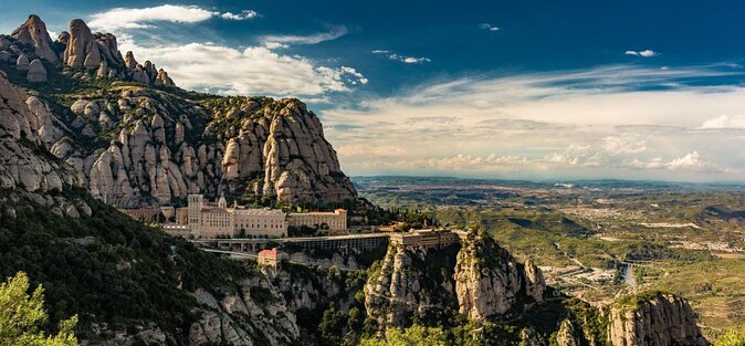 Private Half Day Tour in Monserrat with Driver - Key points at a glance