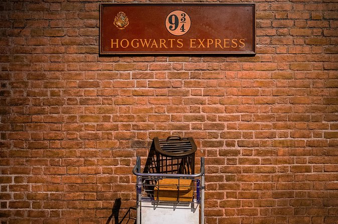 Private Harry Potter in London with Chauffeur Tour - Leadenhall Market and the first movie