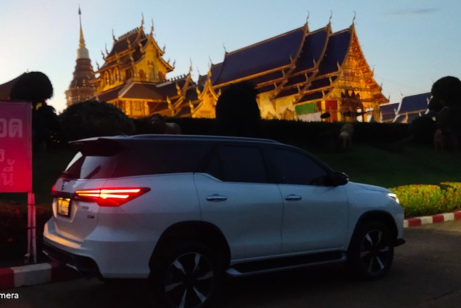 Private Luxury Car rental + English speaking driver: - Key points to know before booking