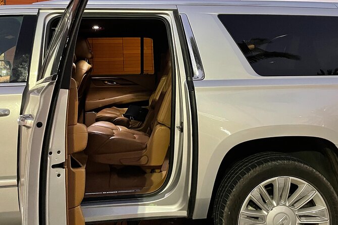 Private Luxury Transfer from Airport to Playa del Carmen - The Driver Can Shape the Experience