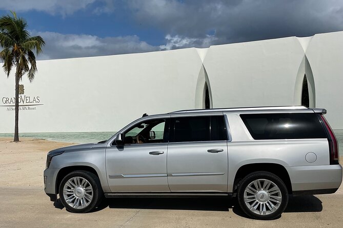Private Luxury Transfer from Airport to Playa del Carmen - The 55-Minute Ride to Playa del Carmen