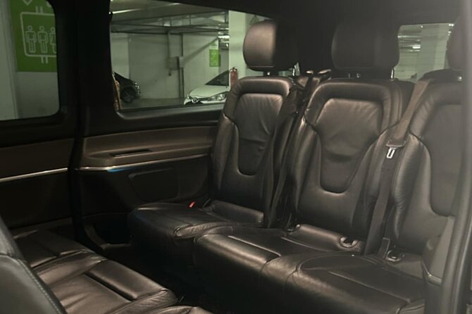 Private Luxury Transfer from Athens to Athens Airport - Arriving at Eleftherios Venizelos Airport