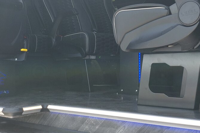 Private Luxury Transfer From/To Athens International Airport - What the vehicle experience includes