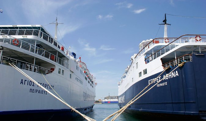 Private Luxury Transfers in Athens, Piraeus Port & Athens Airport - Who should book this private transfer
