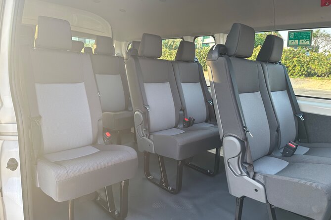 Private Mini Bus Rental With Driver In Dubai - Vehicle choices and group size