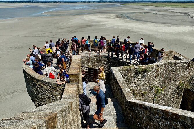 Private Mont Saint-Michel Trip by Mercedes from Paris with Lunch - Leaving Paris at 7:30 a.m.