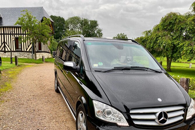 Private Mont Saint-Michel Trip by Mercedes from Paris with Lunch - Free Time in the Medieval Village