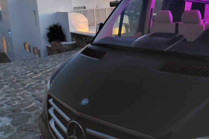 Private Mykonos Airport/Port Luxury Transfer-Taxi - Drivers, communication, and local help