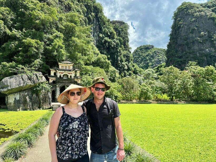 Private Ninh Binh Full Day Tour by Luxury Limousine - Hanoi pickup and the two-hour road to Ninh Binh