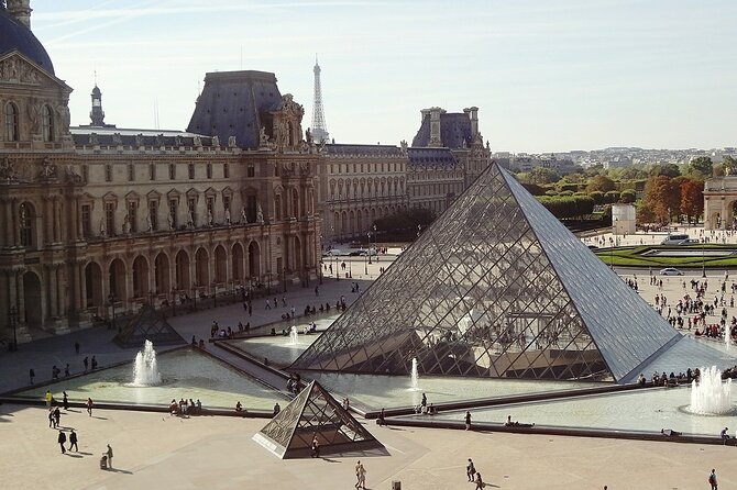 Private Paris Airport Layover with English speaking Chauffeur - Starting at the Arc de Triomphe