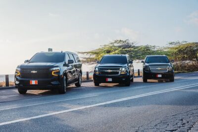 Private Round – Trip Airport Transfer in Aruba Luxury SUV
