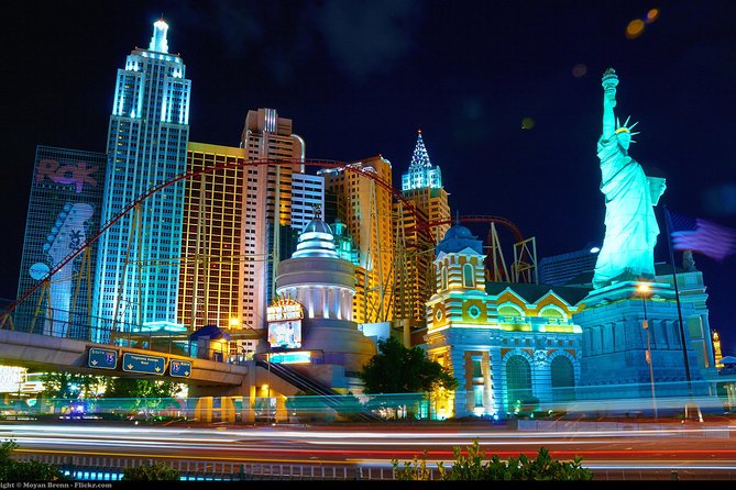 Private Roundtrip Transfer: To Las Vegas by Luxury Limo - Drivers are the heart of the service