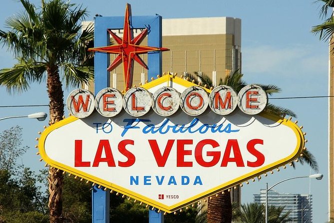 Private Roundtrip Transfer: To Las Vegas by Luxury Limo - Does the $272.72 price make sense?