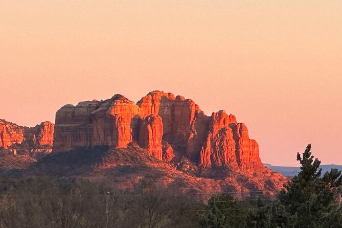Private Sedona Tour in a Luxury SUV and Local Guide - Montezuma Castle and the Sinagua cliff dwelling