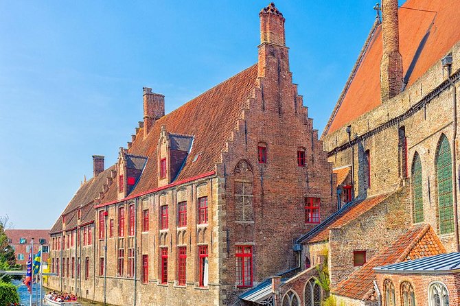 Private shore excursion from Zeebrugge to Bruges with driver and guide - A walking introduction to Bruges’ main sights