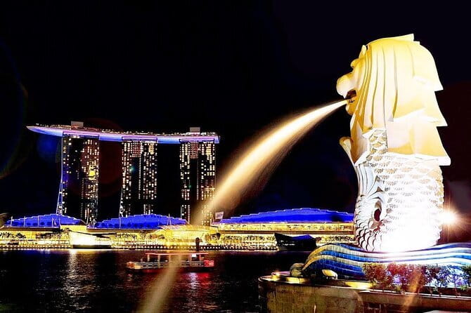 Private Singapore Night City Tour with Driver - Singapore River: a useful first look at the city