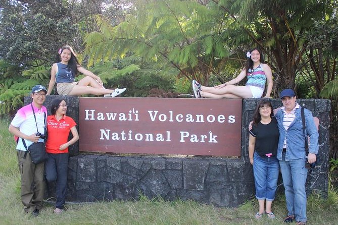 Private Tour from Hilo to Hawaii Volcanoes Natl Park Mercedes Van - Chain of Craters Road and old eruptions