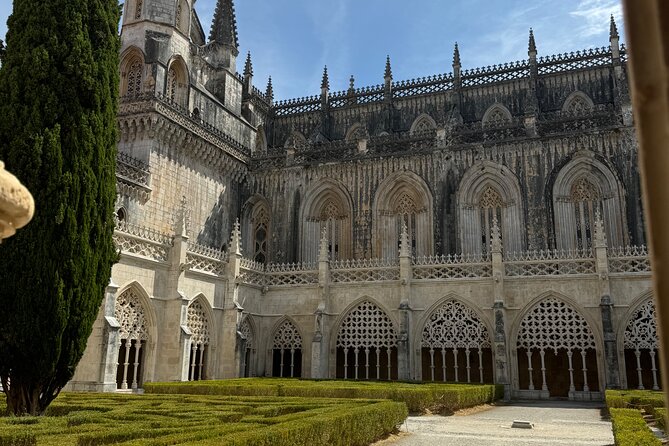 private tour Luxury car to Fatima, Obidos Nazare Tomar - Key points to know before booking