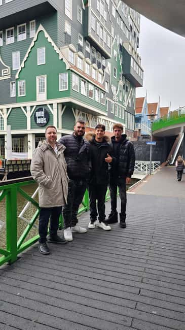 Private tour Mercedes Van, Zaandam, Zaanse Schans & Volendam - Zaanse Schans and its working windmills