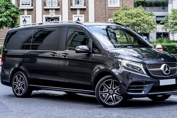 Private Transfer: Berlin to Brandenburg Airport BER in Luxury Van - What happens at hotel pickup