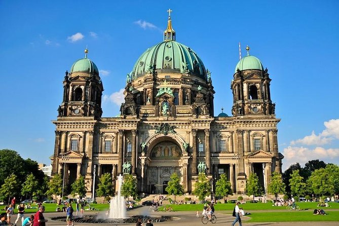 Private Transfer: Berlin to Brandenburg Airport BER in Luxury Van - Booking details and cancellation