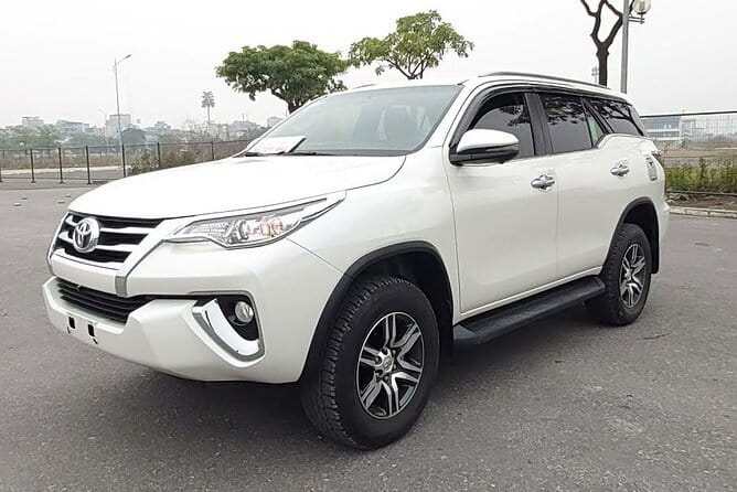 Private Transfer: Can Tho To Ho Chi Minh City/Ho Chi Minh Airport - A direct three-hour road link from Can Tho