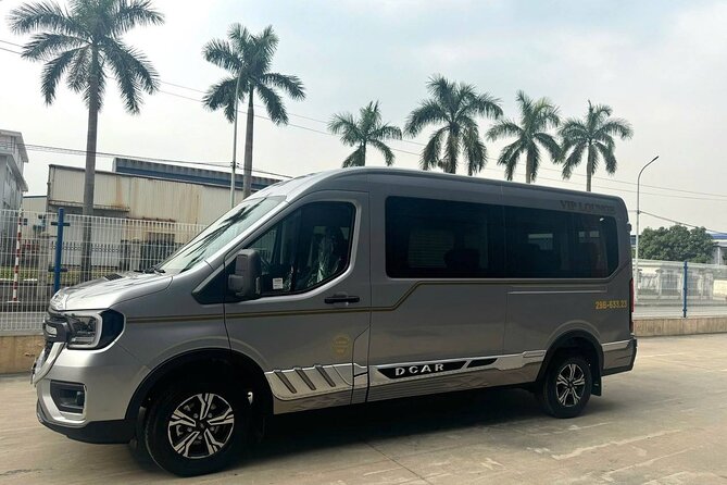 Private Transfer Dcar Limousine Ha Noi - Ha Long - Comfort details that matter on this route