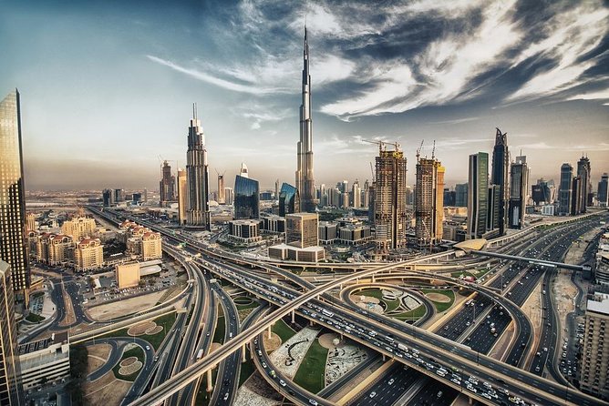 Private Transfer: Dubai Airport DXB to Dubai City in Luxury SUV - Price, group size, and overall value