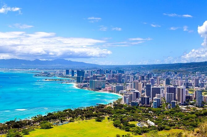 Private Transfer: Honolulu Airport HNL to Honolulu in Luxury SUV - What the 20-minute ride is really like