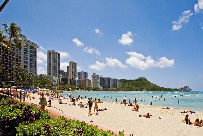 Private Transfer: Honolulu Airport HNL to Honolulu in Luxury SUV - Who gets the most from this private ride