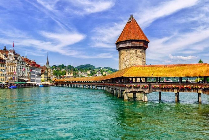 Private Transfer: Lucerne to Zurich Airport ZRH by Luxury Van - Inside the Mercedes van