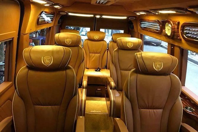 Private Transfers Hanoi <=> Halong One Way by Limousine Vehicles - Why this transfer makes sense for Halong Bay