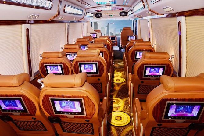 Private Transfers Hanoi <=> Halong One Way by Limousine Vehicles - Timing, flight delays, and cruise connections