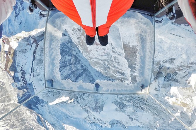 Private Transport to Chamonix from Geneva with driver-guide - Chamonix town: time to look up