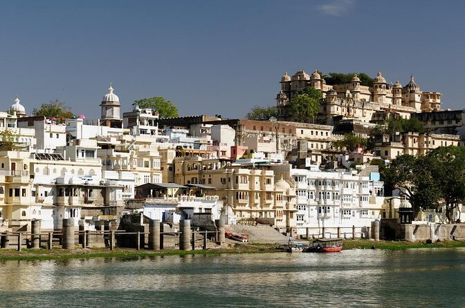 Private Udaipur Sightseeing Tour by Tuk-Tuk or Car with Driver - Key points at a glance