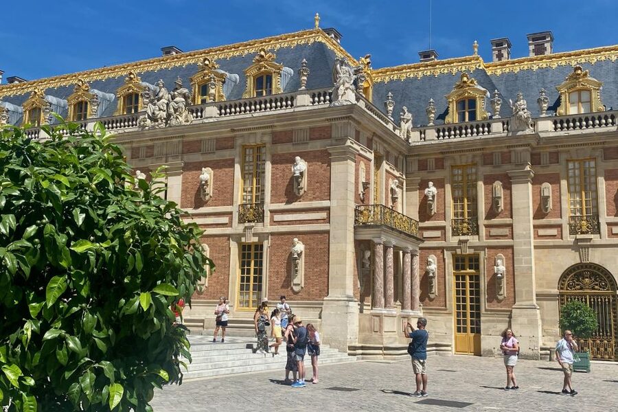 Private Versailles, Gardens, Trianon from Paris by Mercedes - Who Will Get the Most From This Tour