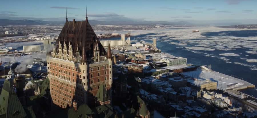 Quebec city guided tour 4H with Driver/Guide - Starting in Old Quebec and Place Royale