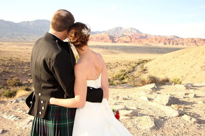Red Rock Canyon Wedding by Private Limousine - Who will enjoy this Red Rock wedding