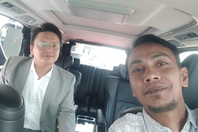Rent Car Jakarta With Driver Speaking English - Key points to know before booking