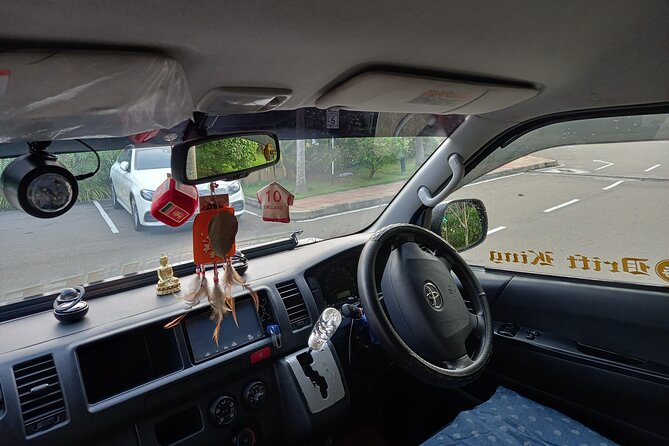 Rent Van (Mini Bus) with Driver in Sri Lanka - Who gets the best value from this arrangement