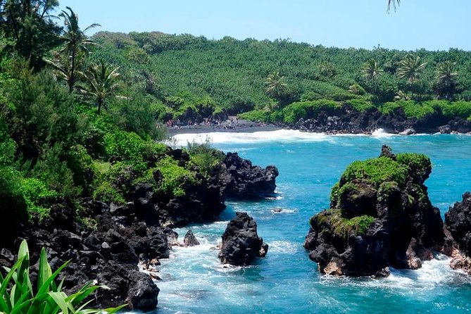Road to Hana in Mercedes Van: Waterfalls and Black Sand Beach - Waterfalls, roadside pools, and Keʻanae Peninsula