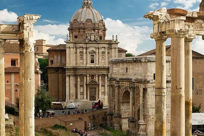 Rome 4 Hours Private Guided Tour with Pickup in Luxury Minivan - The Colosseum as the final major sight