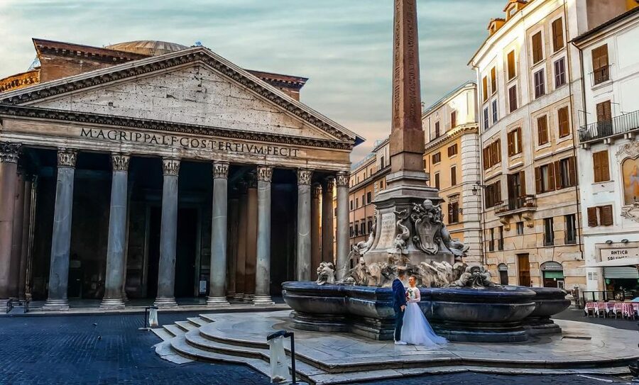Rome 5 hrs driving tour with Mercedes Van - The Pantheon and Piazza Navona